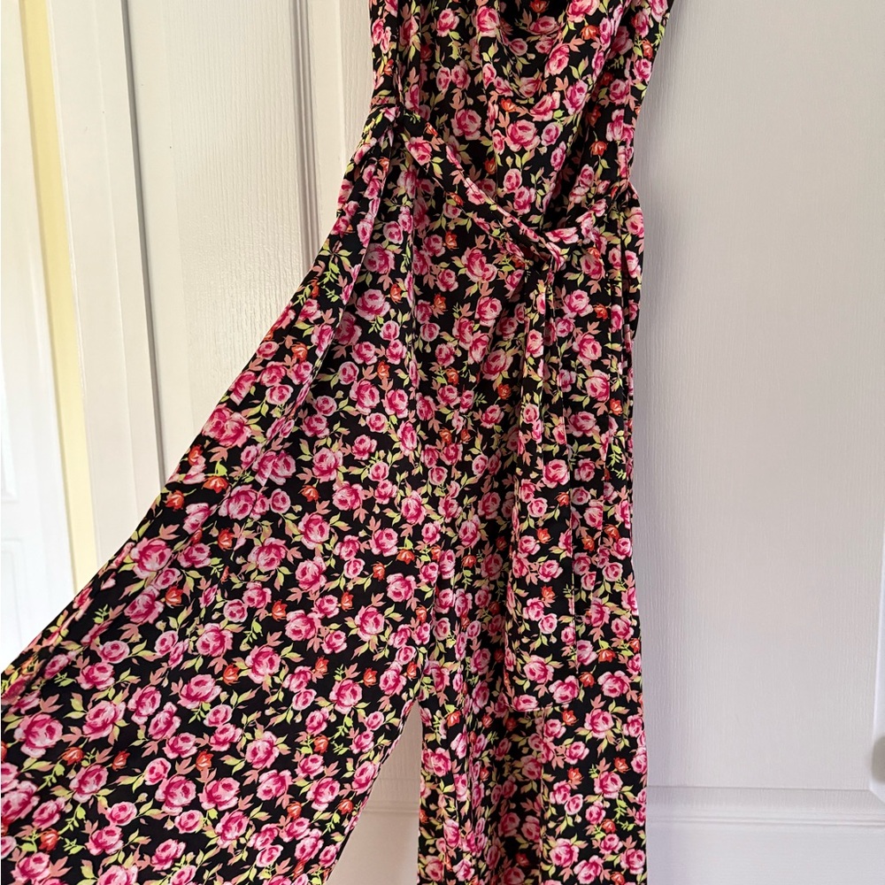 Zara Black Floral Spaghetti-Strap jumpsuit with Pink-peach Roses Size S NWOT